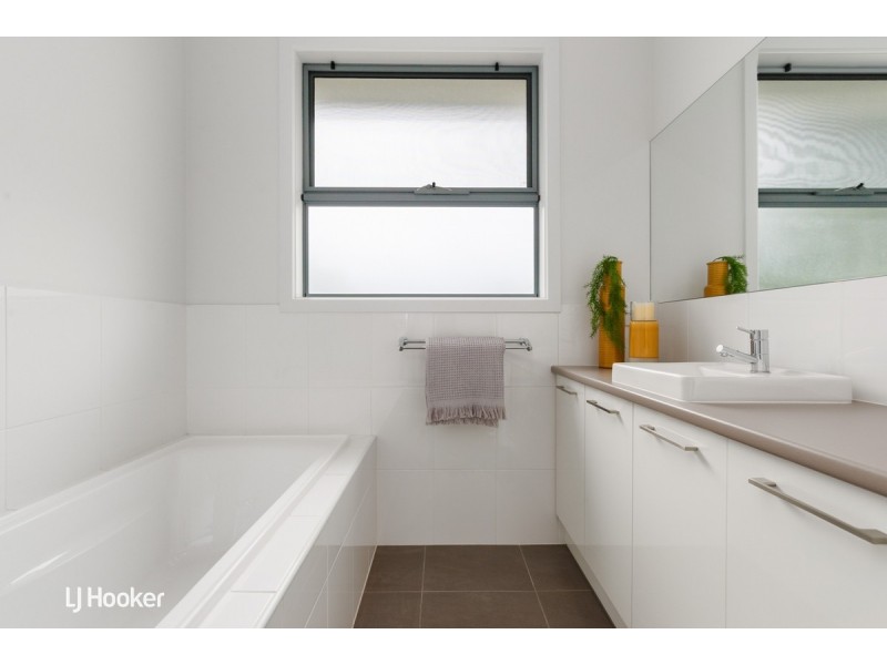 1A Diekman Avenue, Felixstow SA 5070