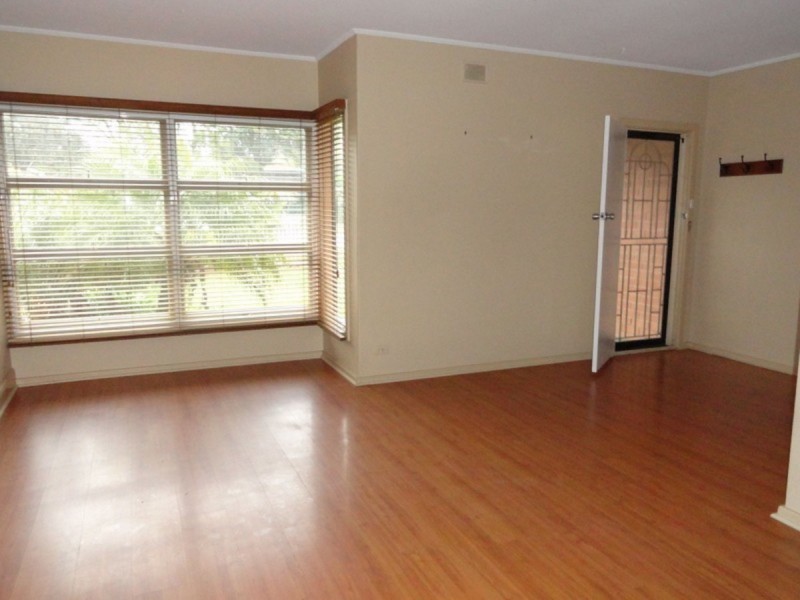 17 Brown Street, Northfield SA 5085