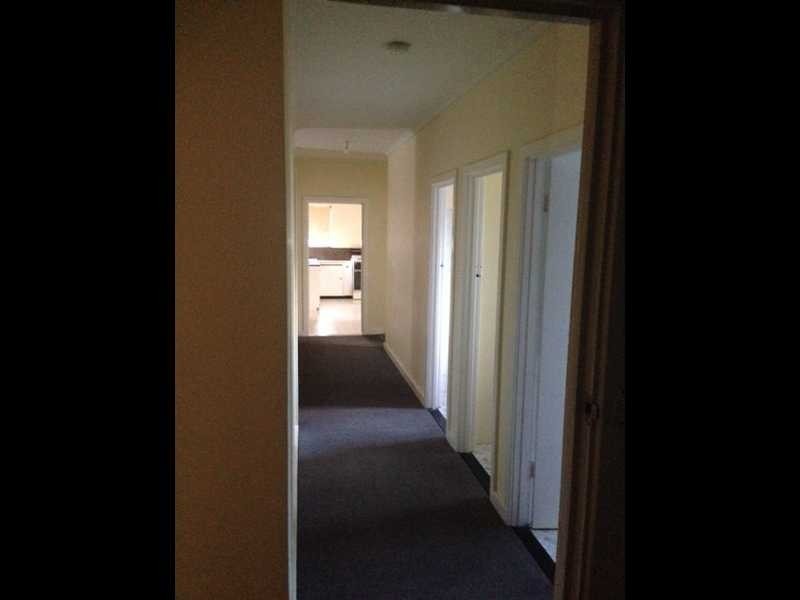 26A Rutherglen Ave, Valley View SA 5093