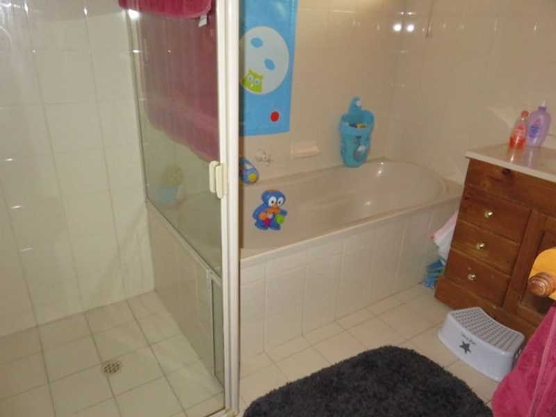 8 Streeton Avenue, Hope Valley SA 5090