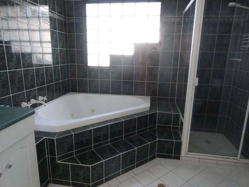 1 Thiele Grove, Kensington Park SA 5068