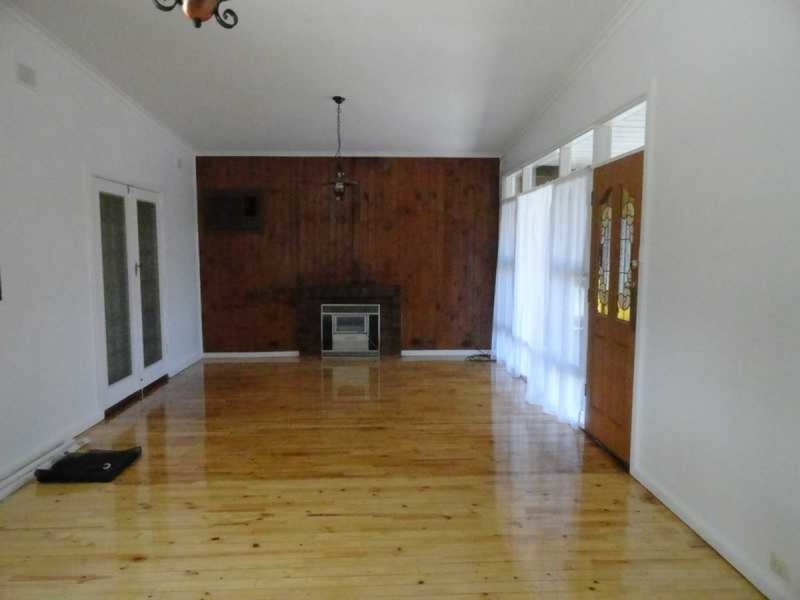 28 Geoffrey Avenue, Valley View SA 5093