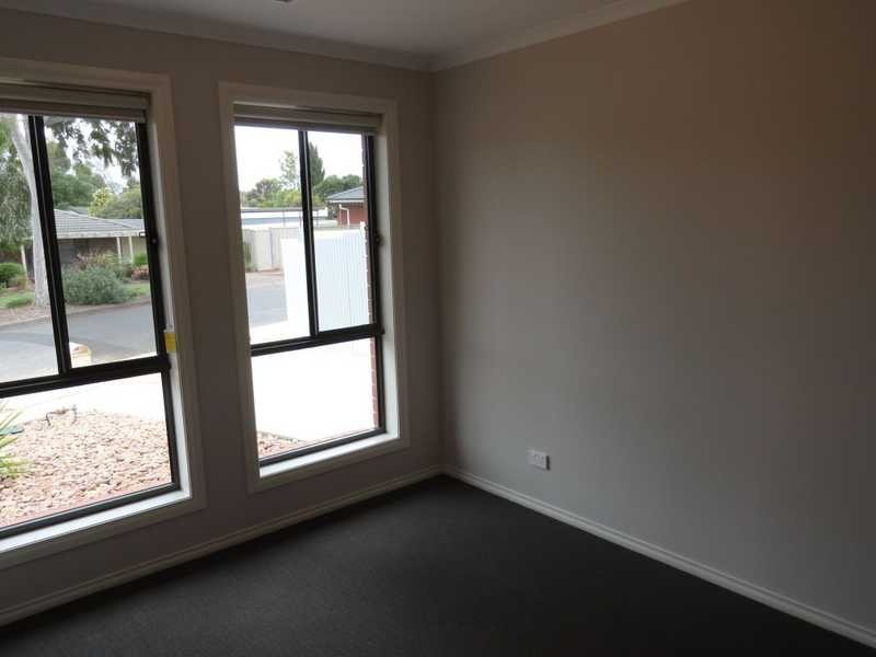 49 Devoncourt Ave, Ingle Farm SA 5098