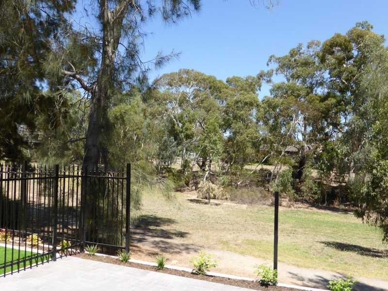 19B Meadowvale Road, Athelstone SA 5076