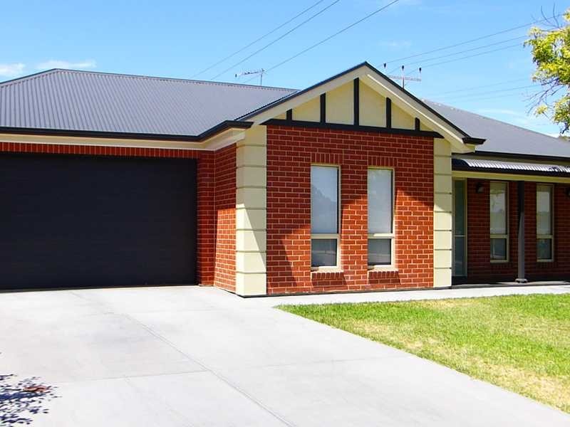 1 Forest Place, Rostrevor SA 5073