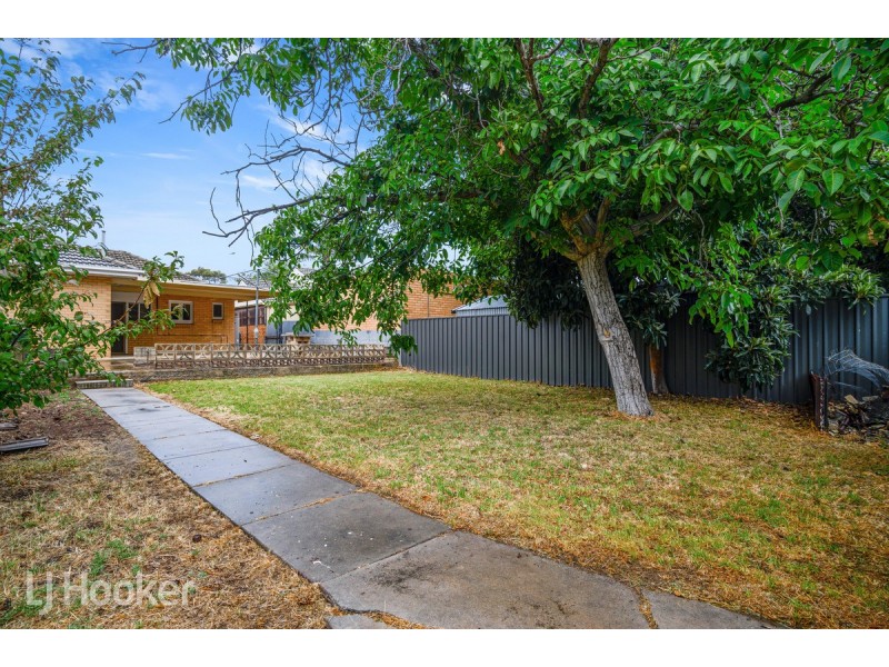 26 Cedar Avenue, Campbelltown SA 5074