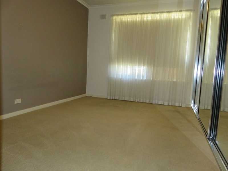 799 North East Road, Valley View SA 5093