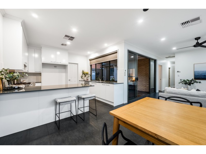 11b Radnor Avenue, Rostrevor SA 5073
