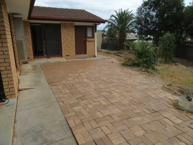 22 Deakin Avenue, Hope Valley SA 5090