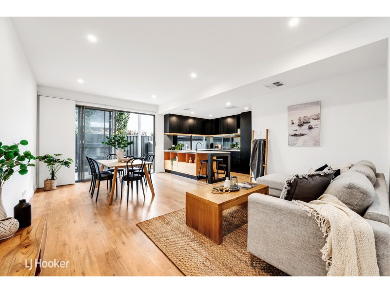 1A Douglas Grove, Glenelg North SA 5045