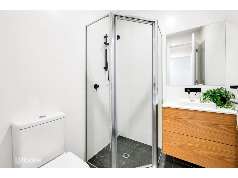 1A Douglas Grove, Glenelg North SA 5045