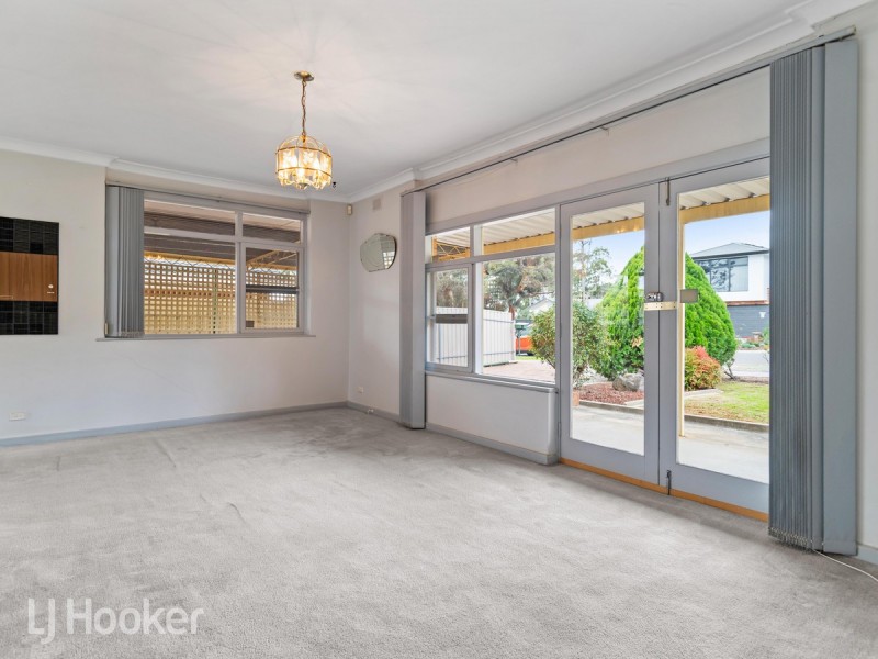 16 Russell Road, Athelstone SA 5076