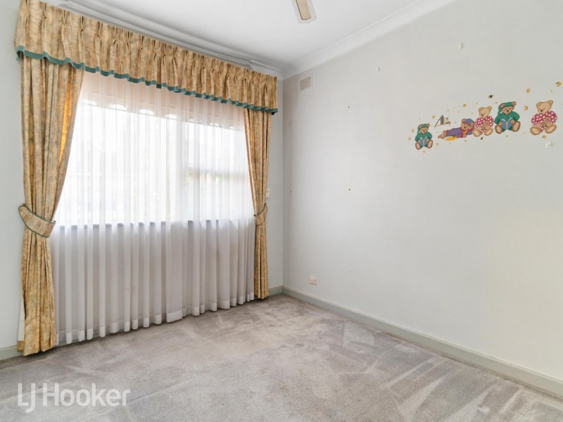 16 Russell Road, Athelstone SA 5076