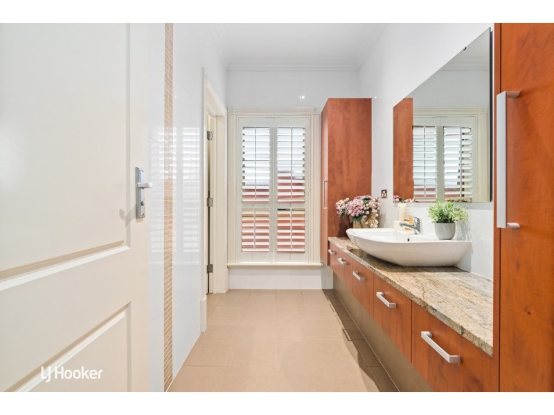 35 Meadow Avenue, Campbelltown SA 5074