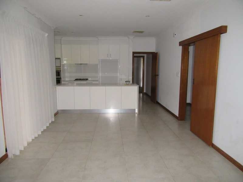 14 Oakdale Avenue, Newton SA 5074