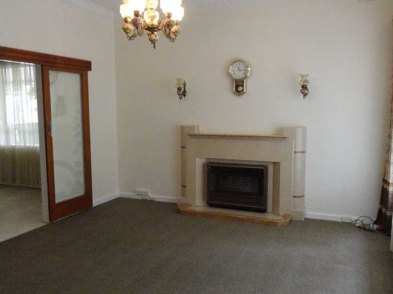 12 Barnett Avenue, Glynde SA 5070