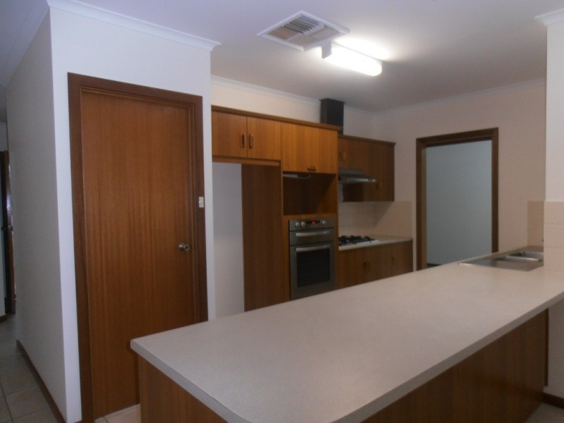 16 Carnation Court, Parafield Gardens SA 5107