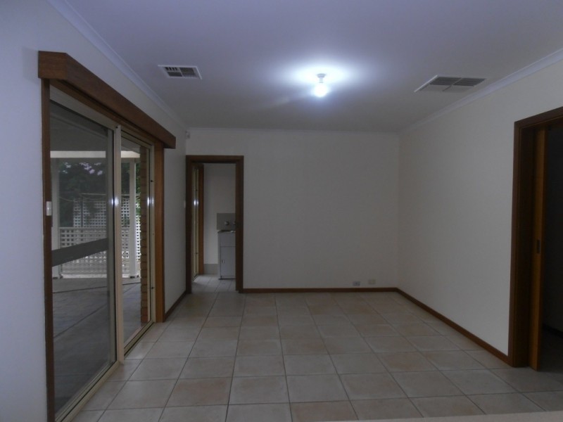 16 Carnation Court, Parafield Gardens SA 5107