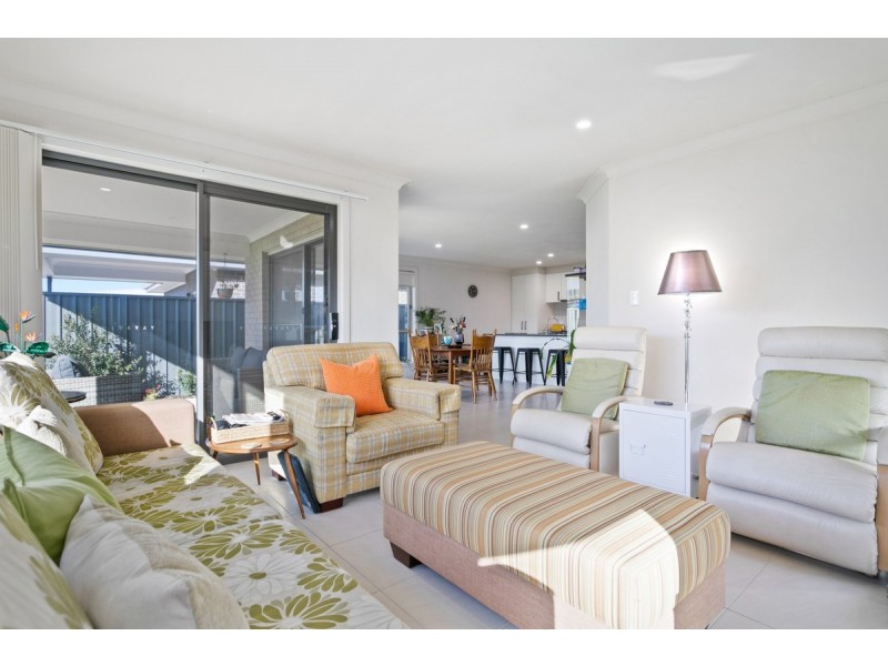 83 Princess Royal Parade, Hindmarsh Island SA 5214