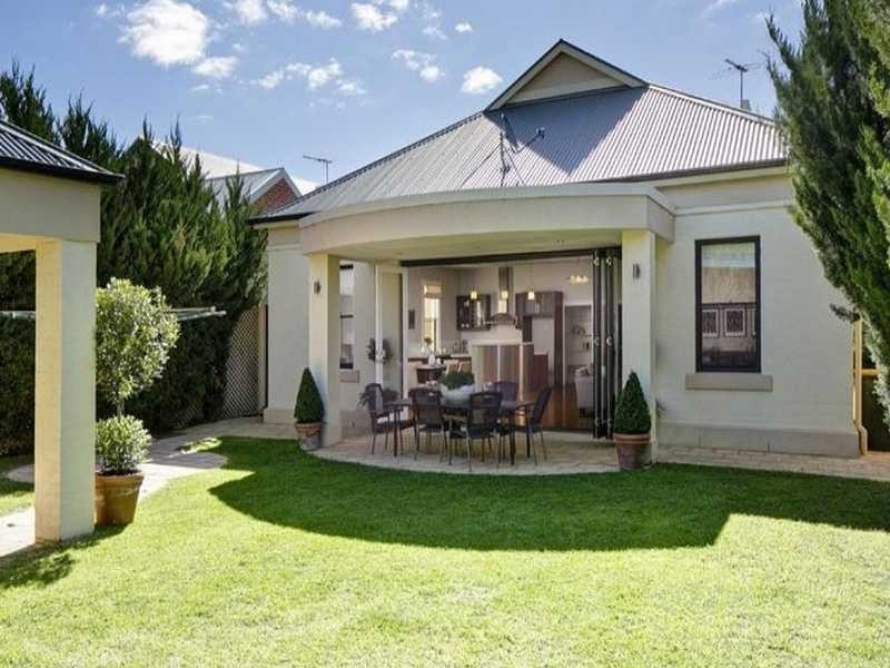 31 Seventh Avenue, St Peters SA 5069