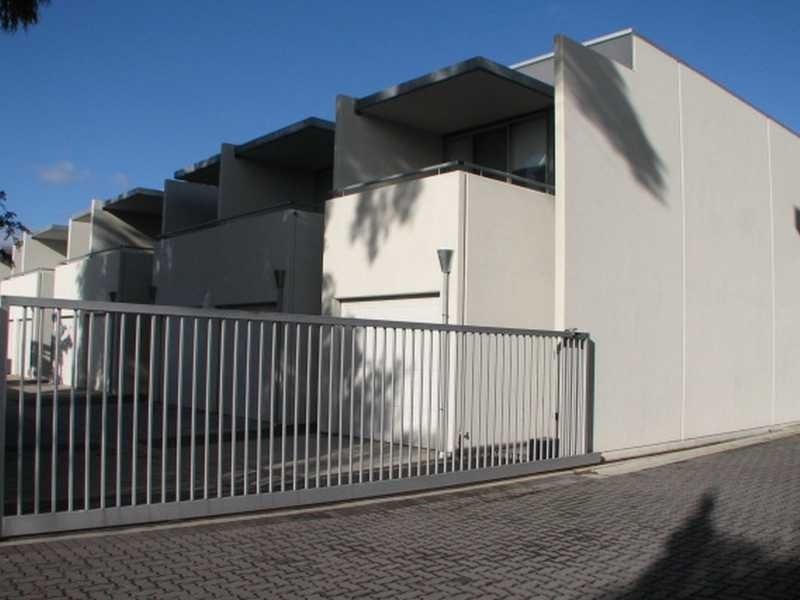 1/1 West Street, Hindmarsh SA 5007