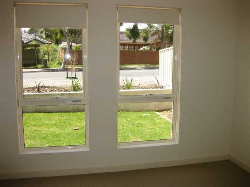 2 SILKES ROAD, Paradise SA 5075