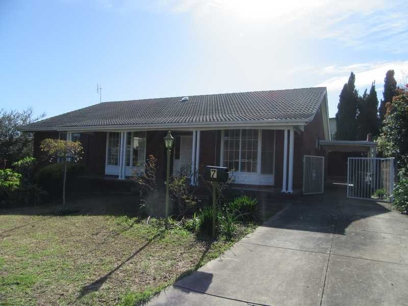 7 John Cleland Drive, Beaumont SA 5066