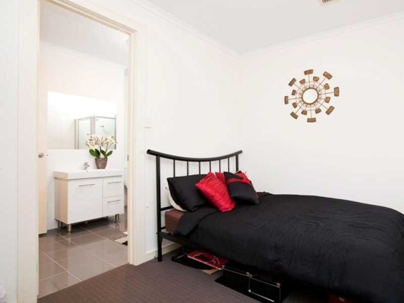 24 JUNCTION STREET, Mawson Lakes SA 5095