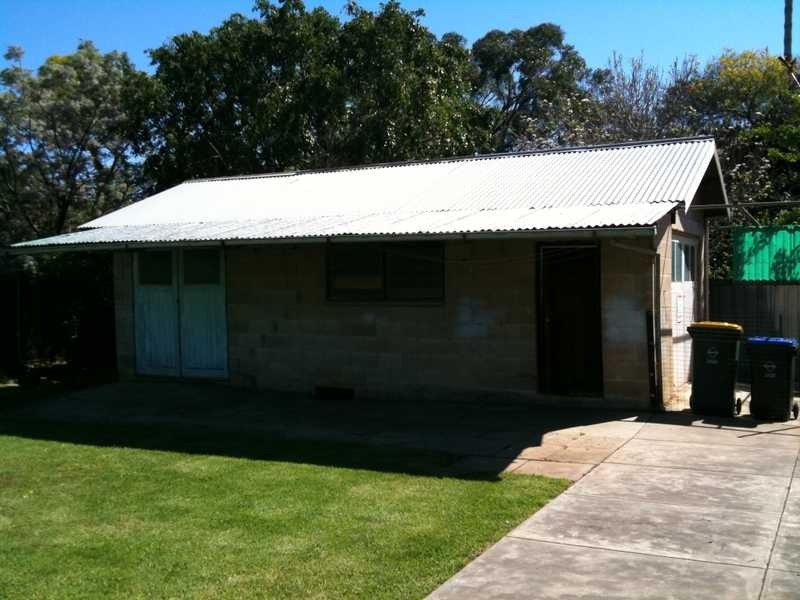 32 BOND STREET, Welland SA 5007