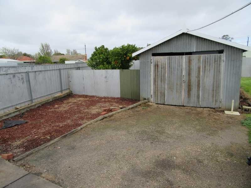 82 Fairview Tce, Clearview SA 5085