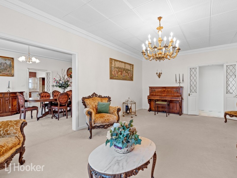 1 Grandview Grove, Magill SA 5072