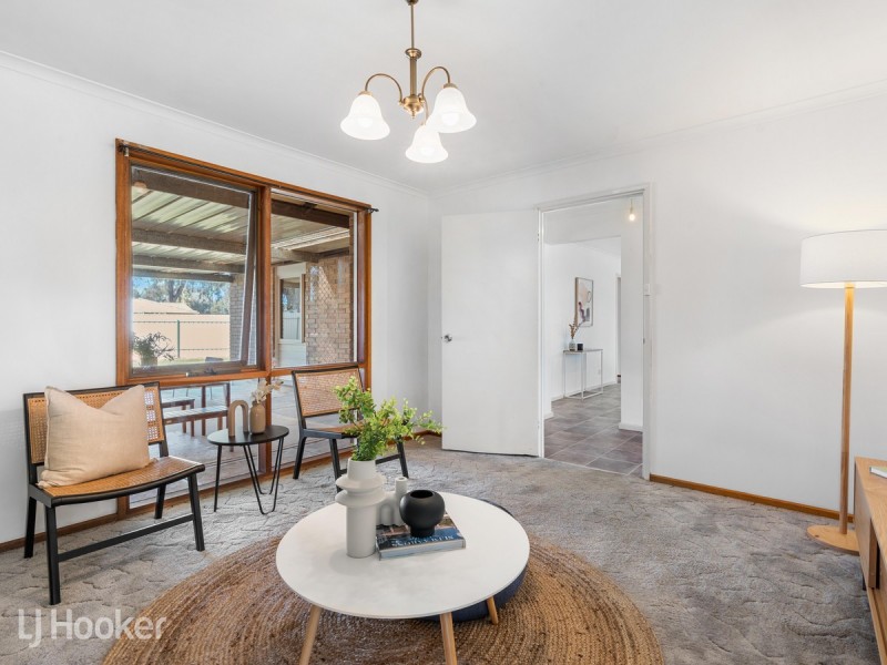 13 Narvik Court, Salisbury Downs SA 5108