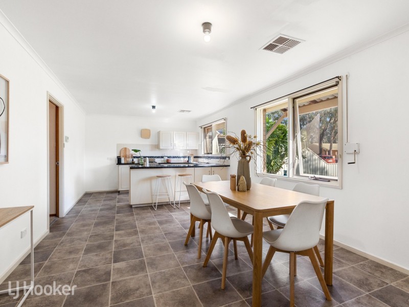 13 Narvik Court, Salisbury Downs SA 5108