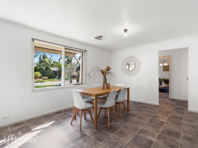 13 Narvik Court, Salisbury Downs SA 5108