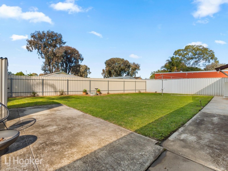 13 Narvik Court, Salisbury Downs SA 5108
