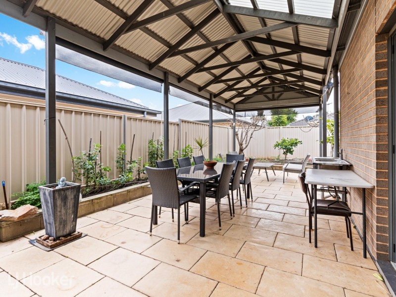 10 Wood Street, Parafield Gardens SA 5107