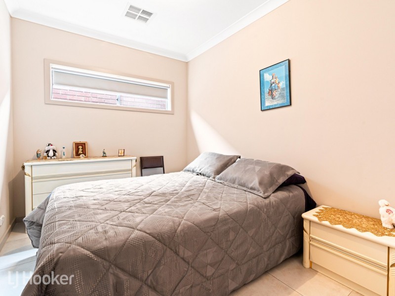 10 Wood Street, Parafield Gardens SA 5107