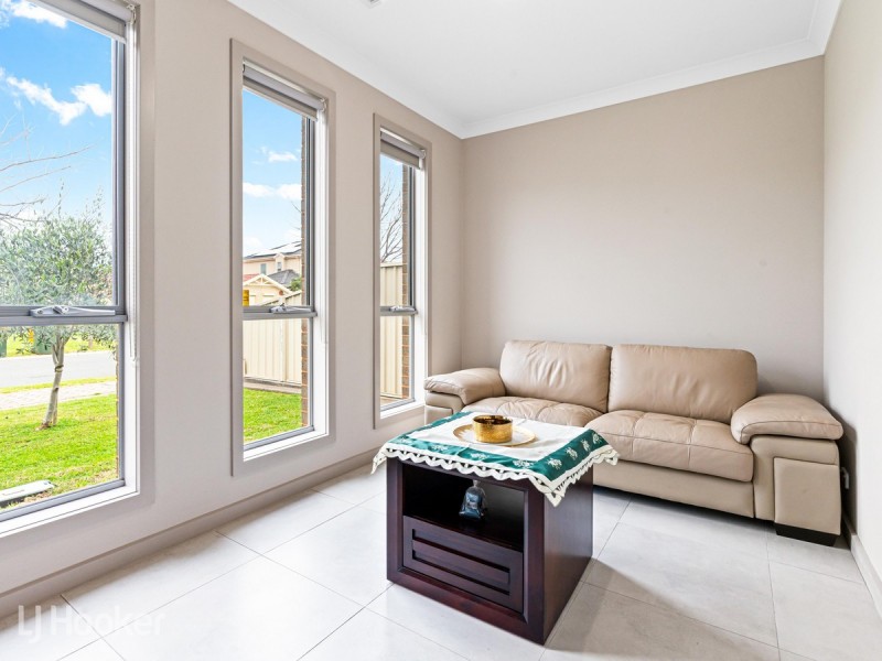 10 Wood Street, Parafield Gardens SA 5107