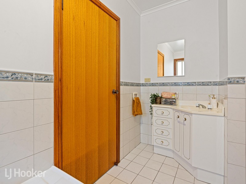 42B Whysall Road, Greenacres SA 5086