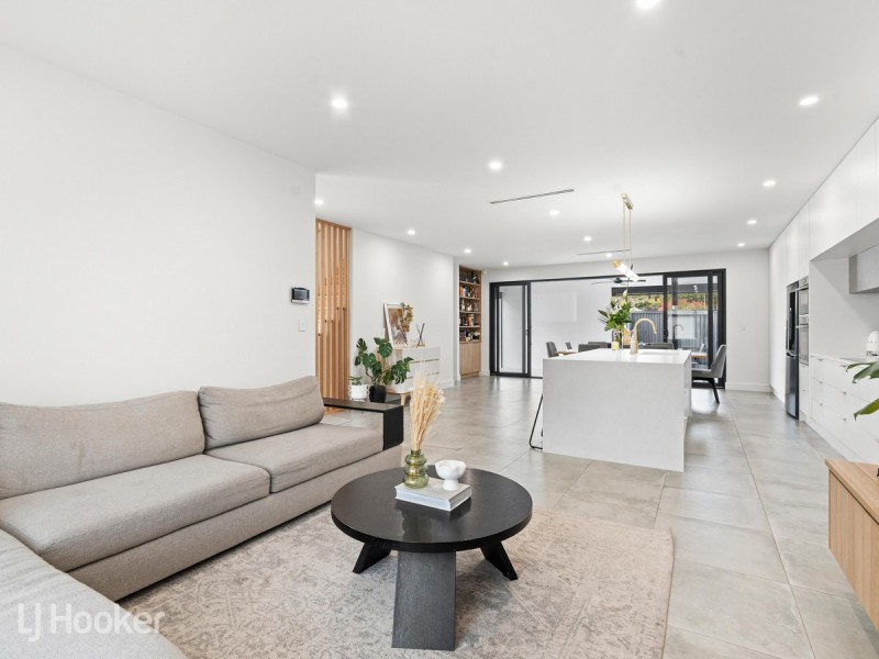 2D Mackirdy Street, Fulham SA 5024
