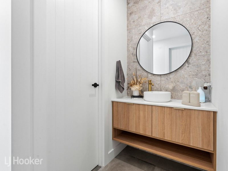 2D Mackirdy Street, Fulham SA 5024