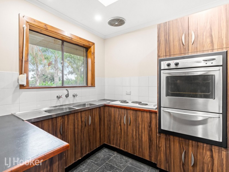 30 Pelsaert Avenue, Fairview Park SA 5126