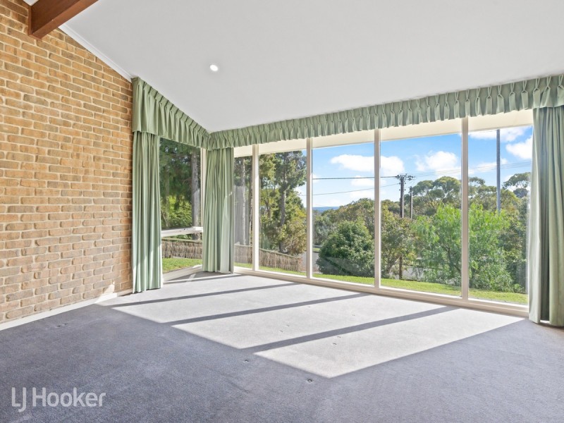 50 Broadmeadow Drive, Flagstaff Hill SA 5159