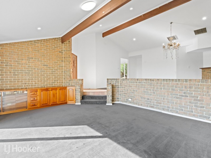 50 Broadmeadow Drive, Flagstaff Hill SA 5159