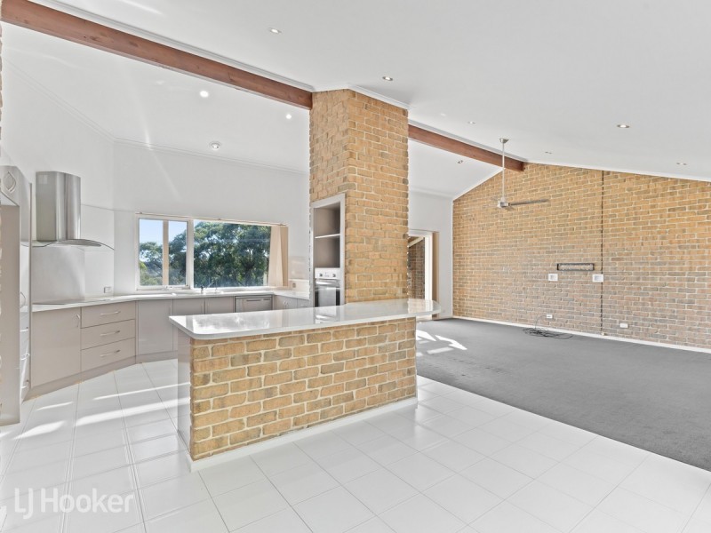 50 Broadmeadow Drive, Flagstaff Hill SA 5159
