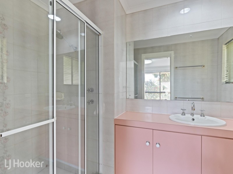 50 Broadmeadow Drive, Flagstaff Hill SA 5159