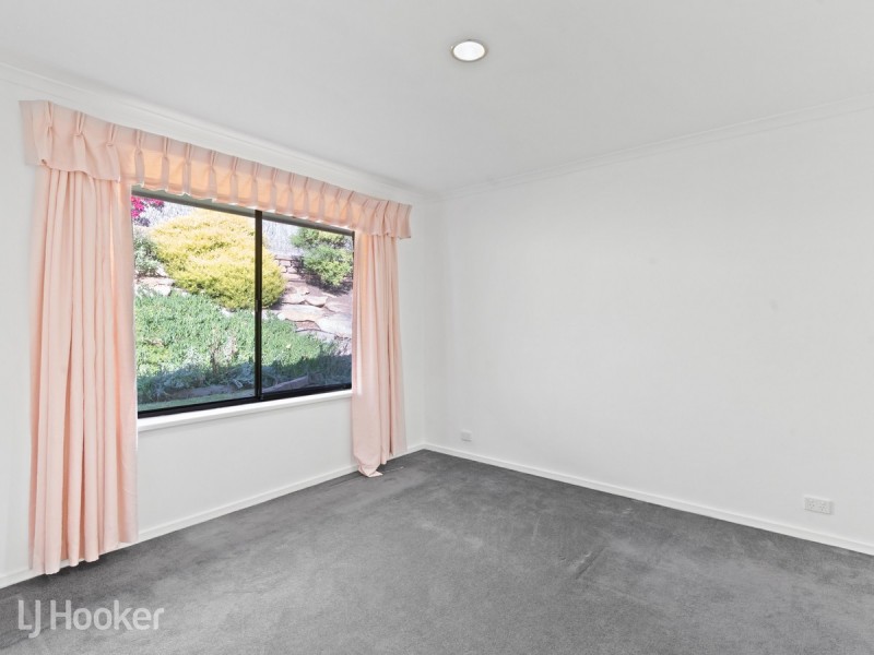 50 Broadmeadow Drive, Flagstaff Hill SA 5159