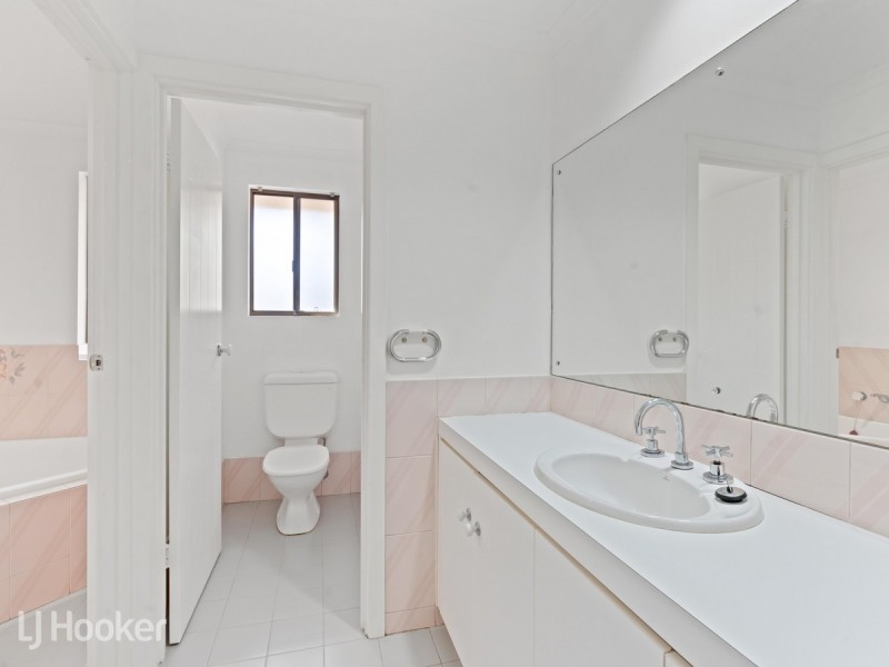 50 Broadmeadow Drive, Flagstaff Hill SA 5159