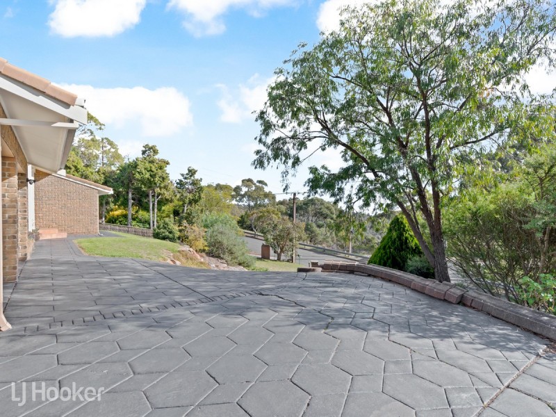 50 Broadmeadow Drive, Flagstaff Hill SA 5159