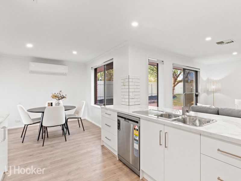 10 Snowy Drive, Valley View SA 5093